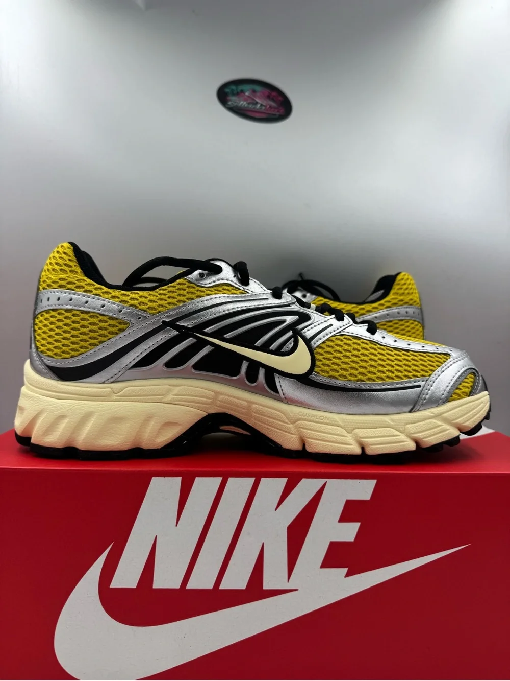 Nike Air Max Moto 2K Saffron Quartz Metallic Silver BRAND NEW Size 10 Women